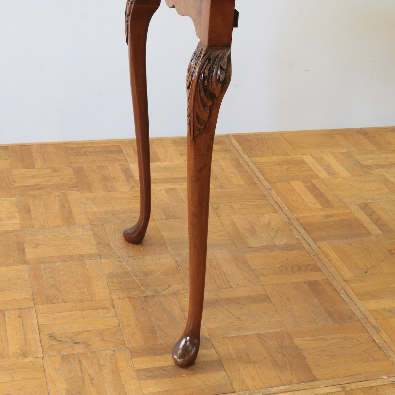 ネストテーブル