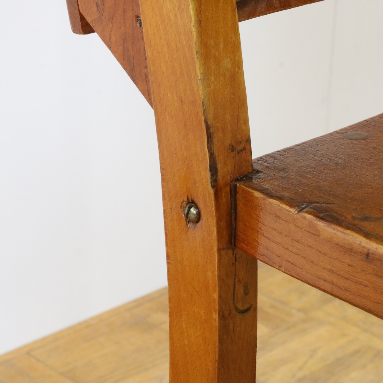 チャペルチェアー