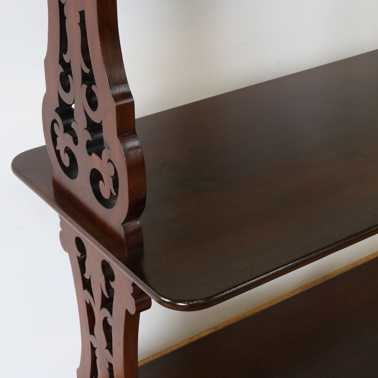 ダムウエイター