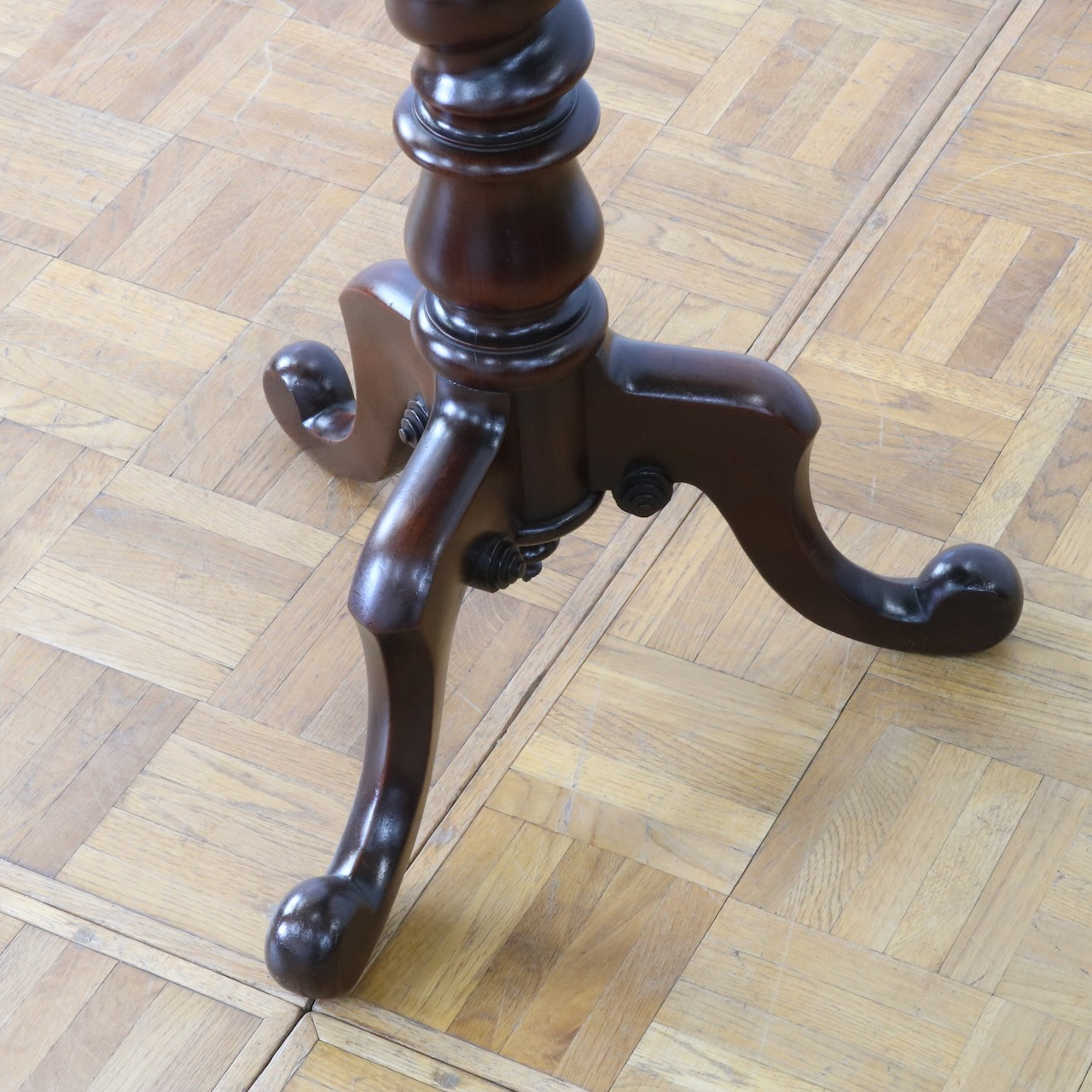 オケージョナルテーブル