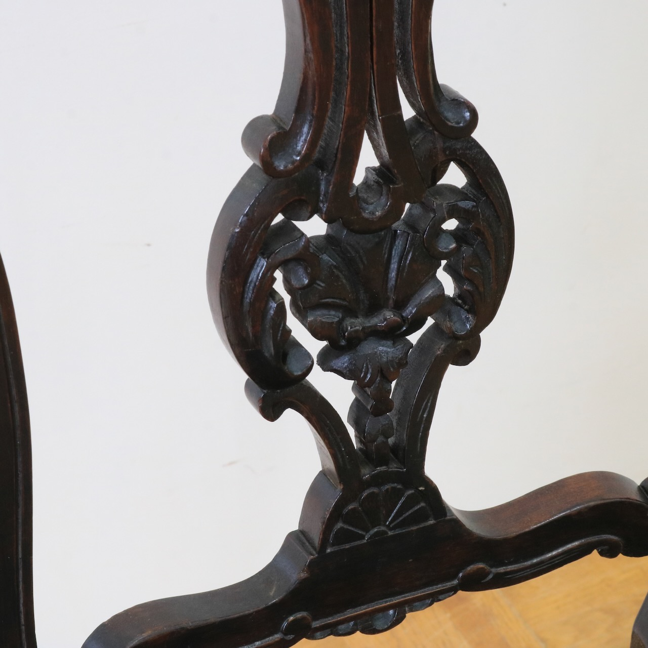 サイドチェアー