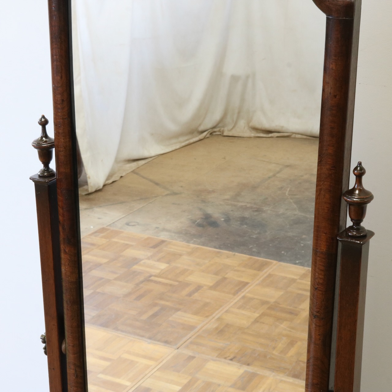 シュバルミラー