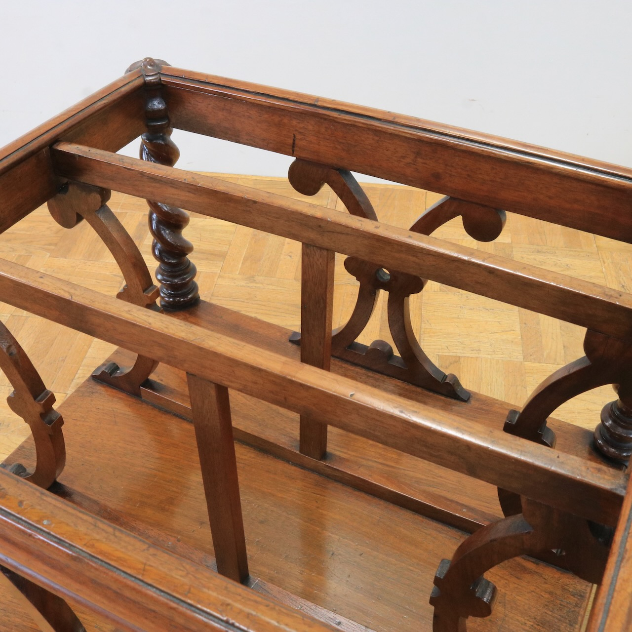 マガジンラック