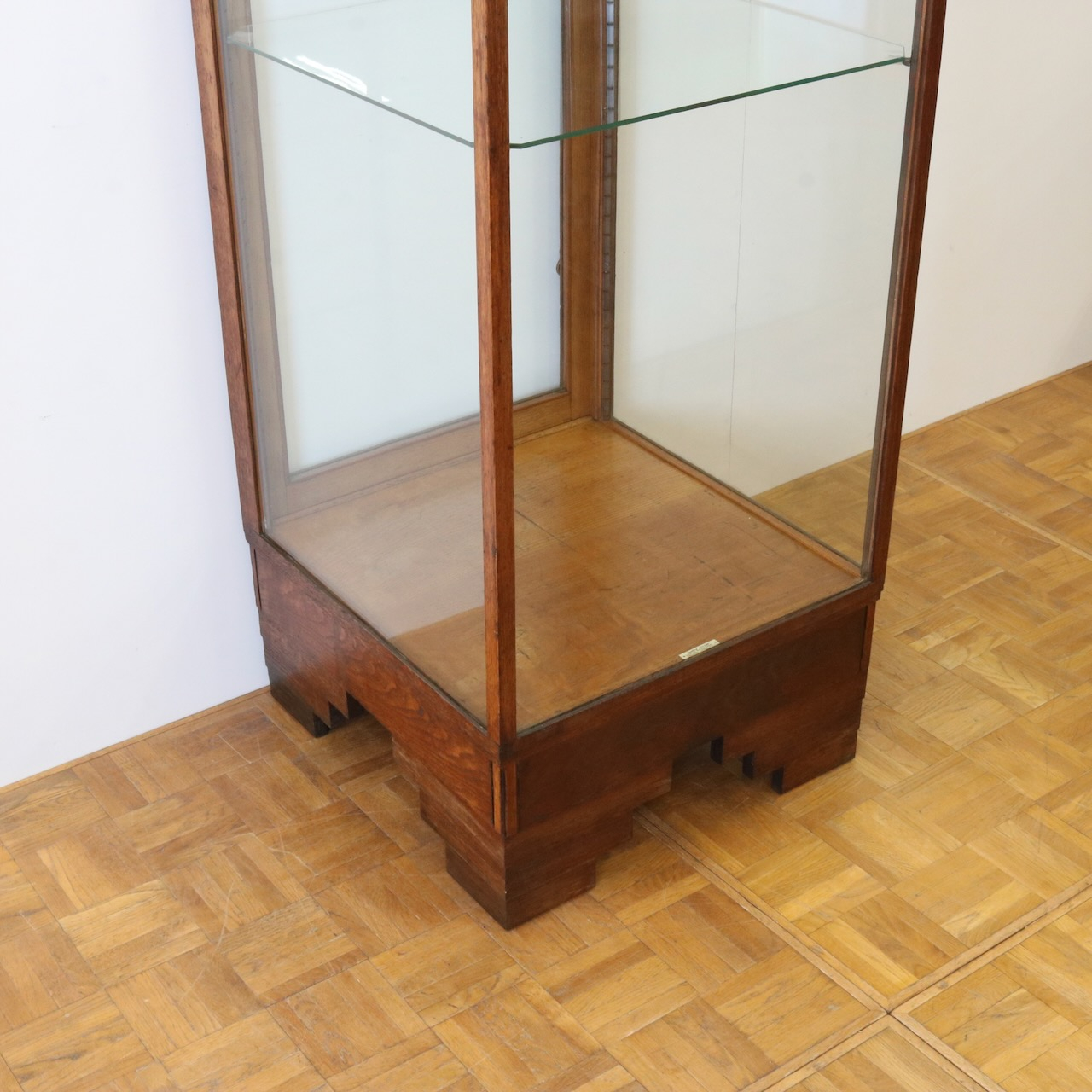 ショップキャビネット