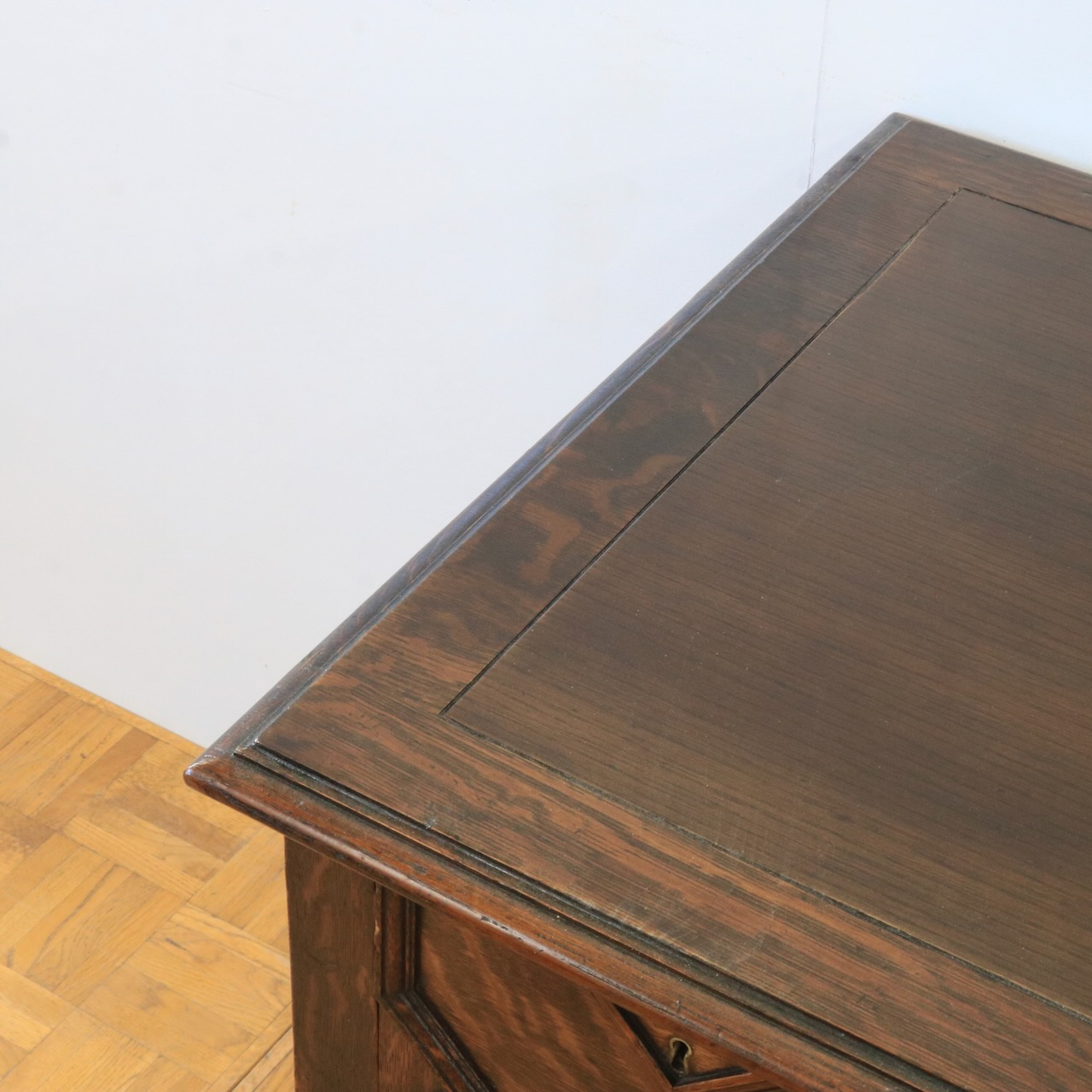 ライティングデスク