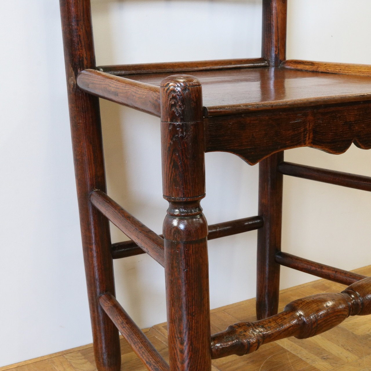 サイドチェアー