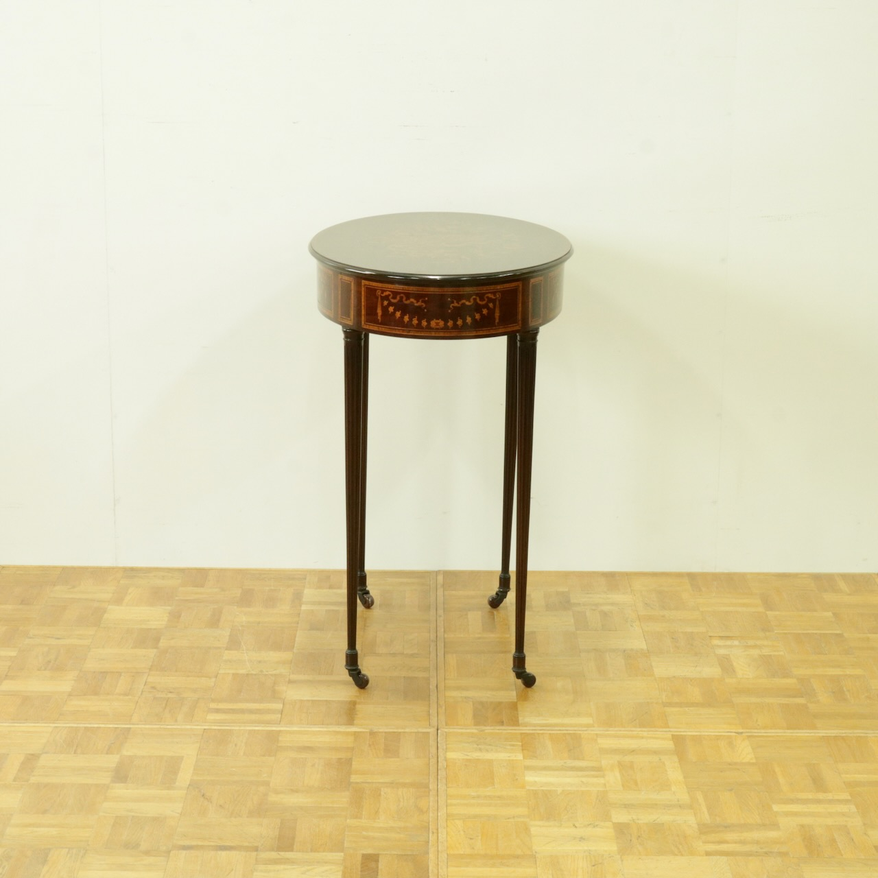 オケージョナルテーブル