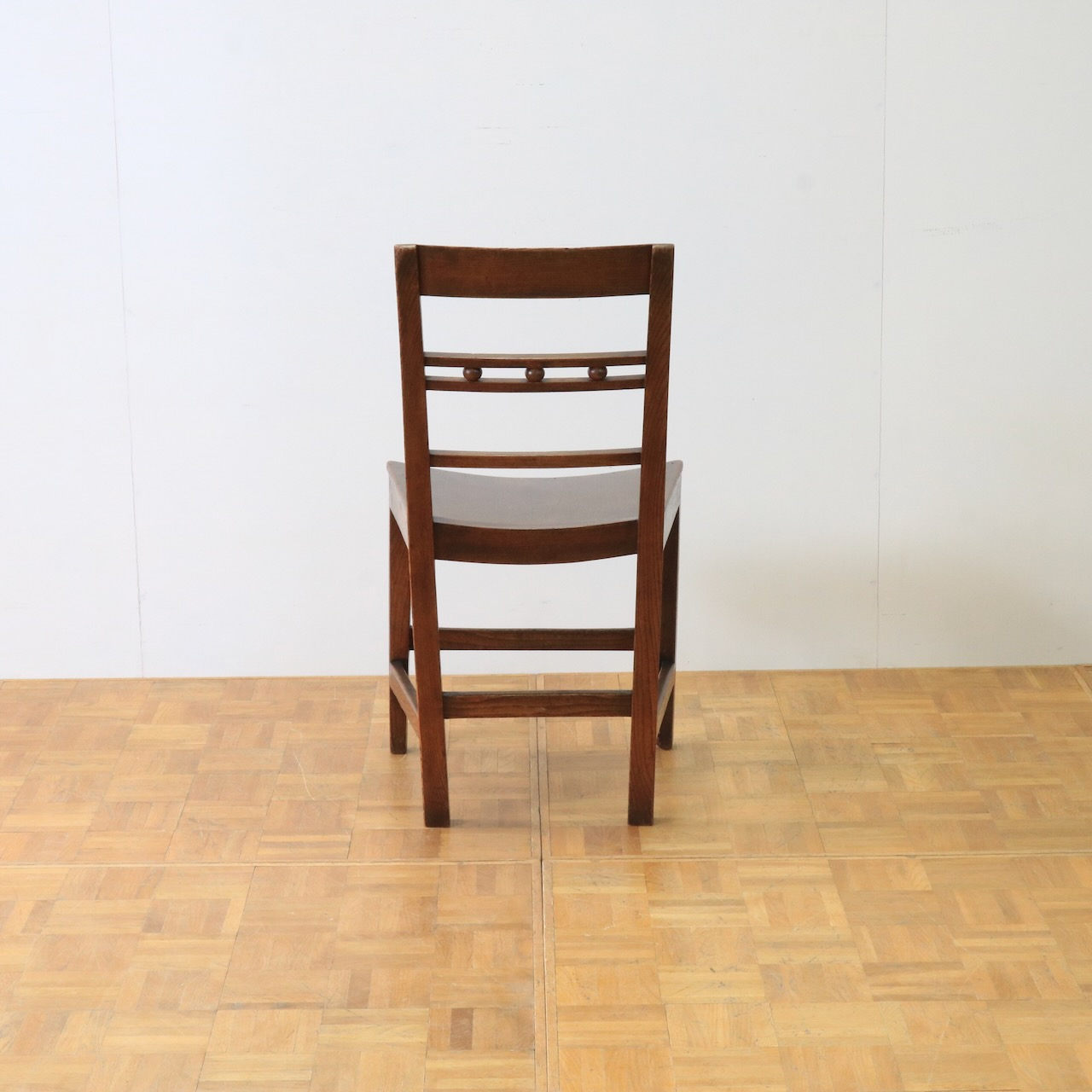 キッチンチェアー