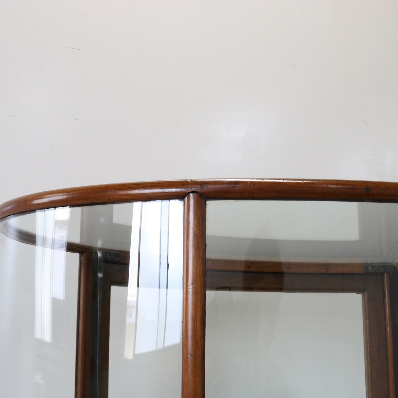 ショップキャビネット