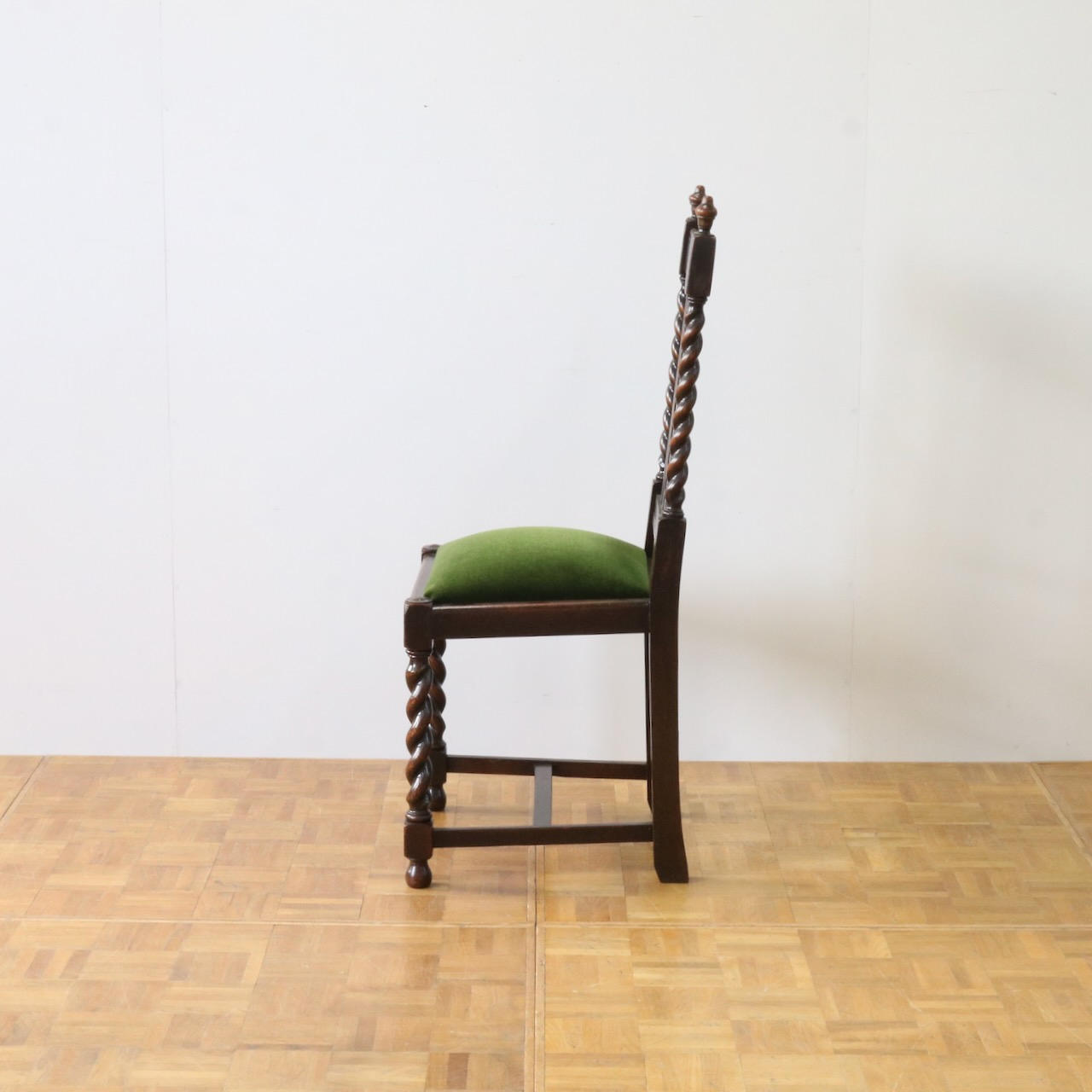 オークチェアー