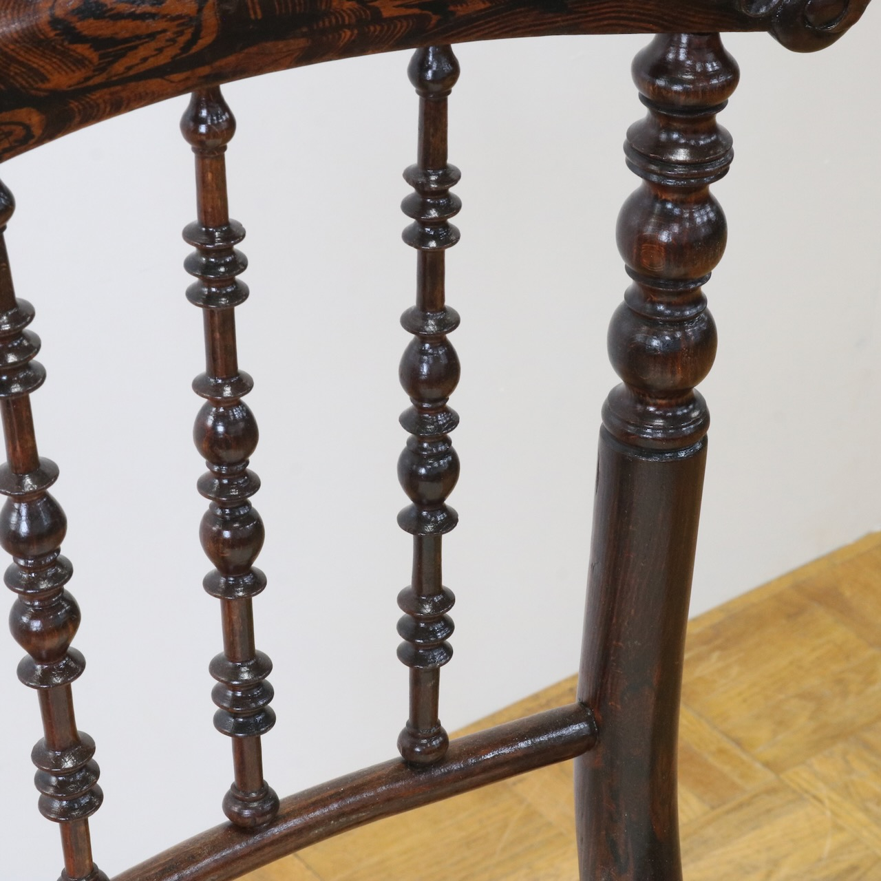 サイドチェアー