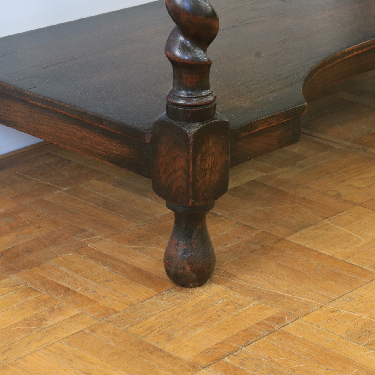 ホールテーブル