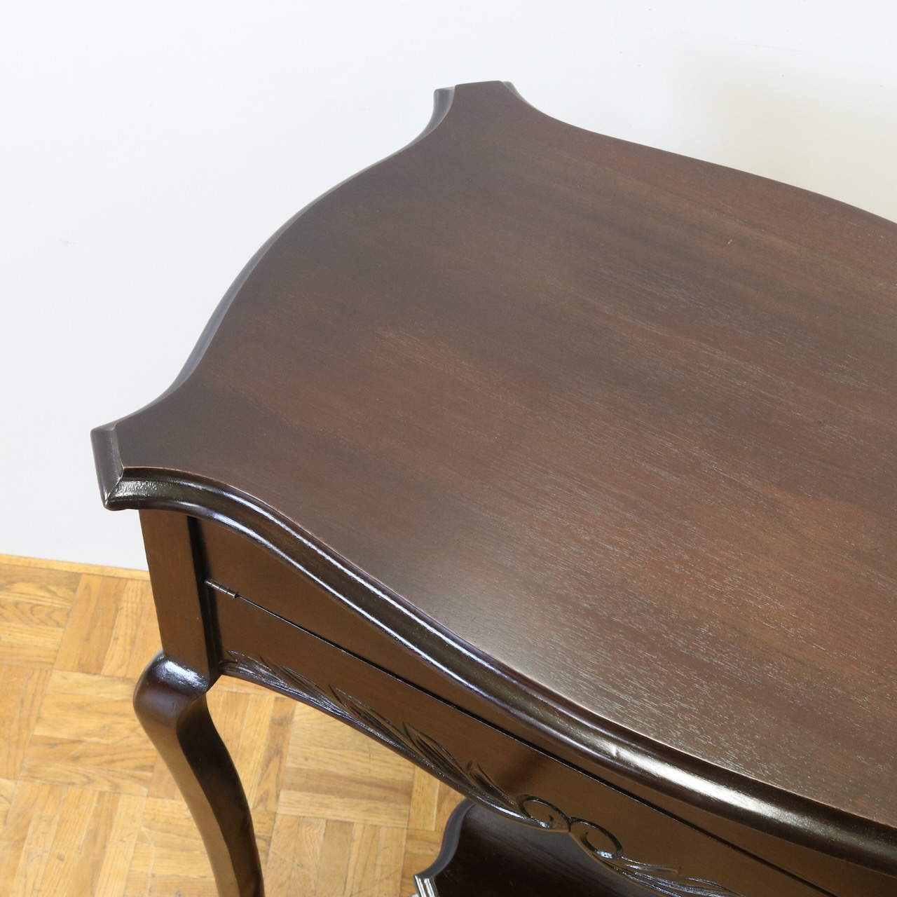 ライティングデスク