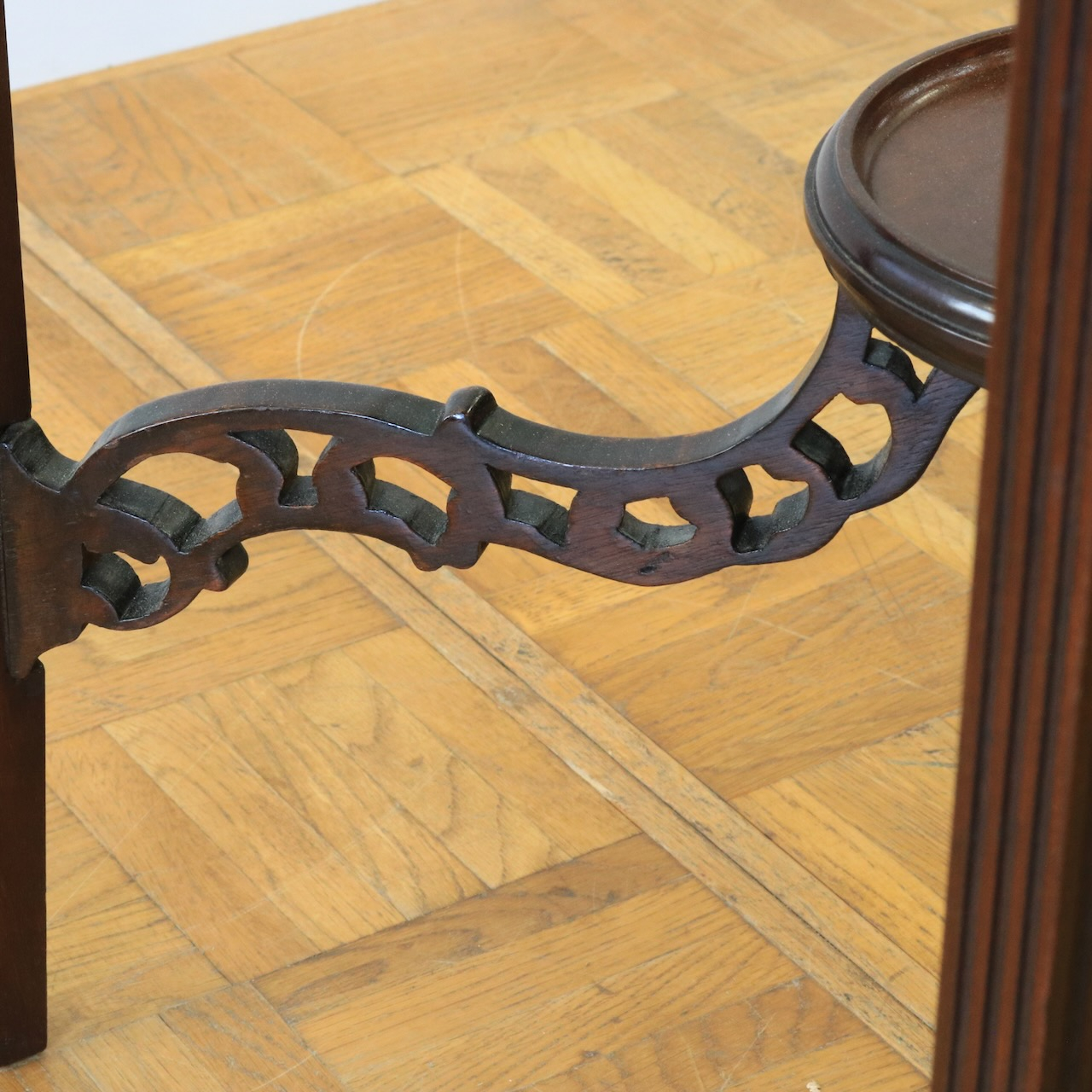 オケージョナルテーブル