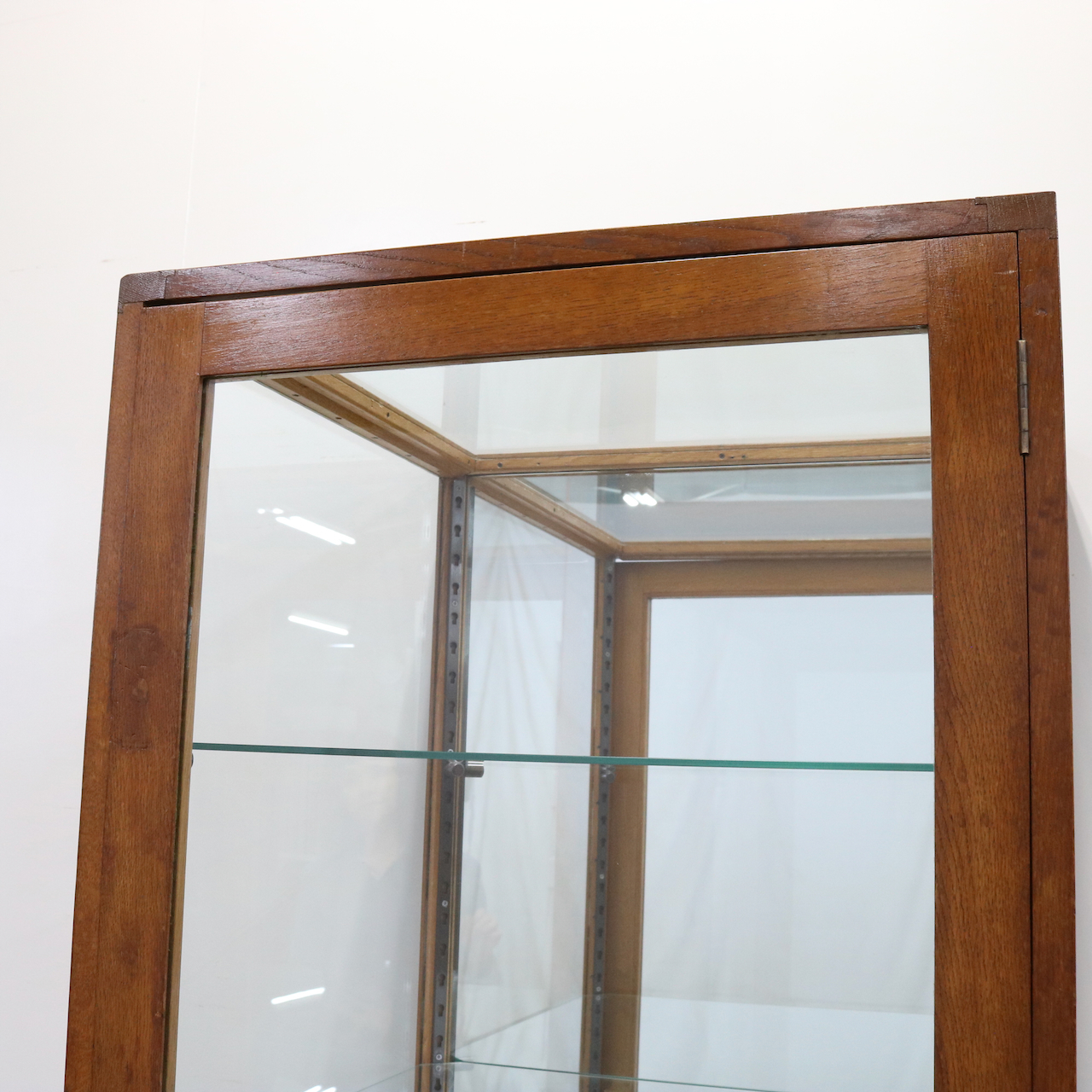 ショップキャビネット