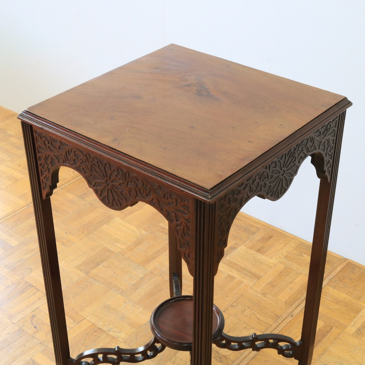 オケージョナルテーブル