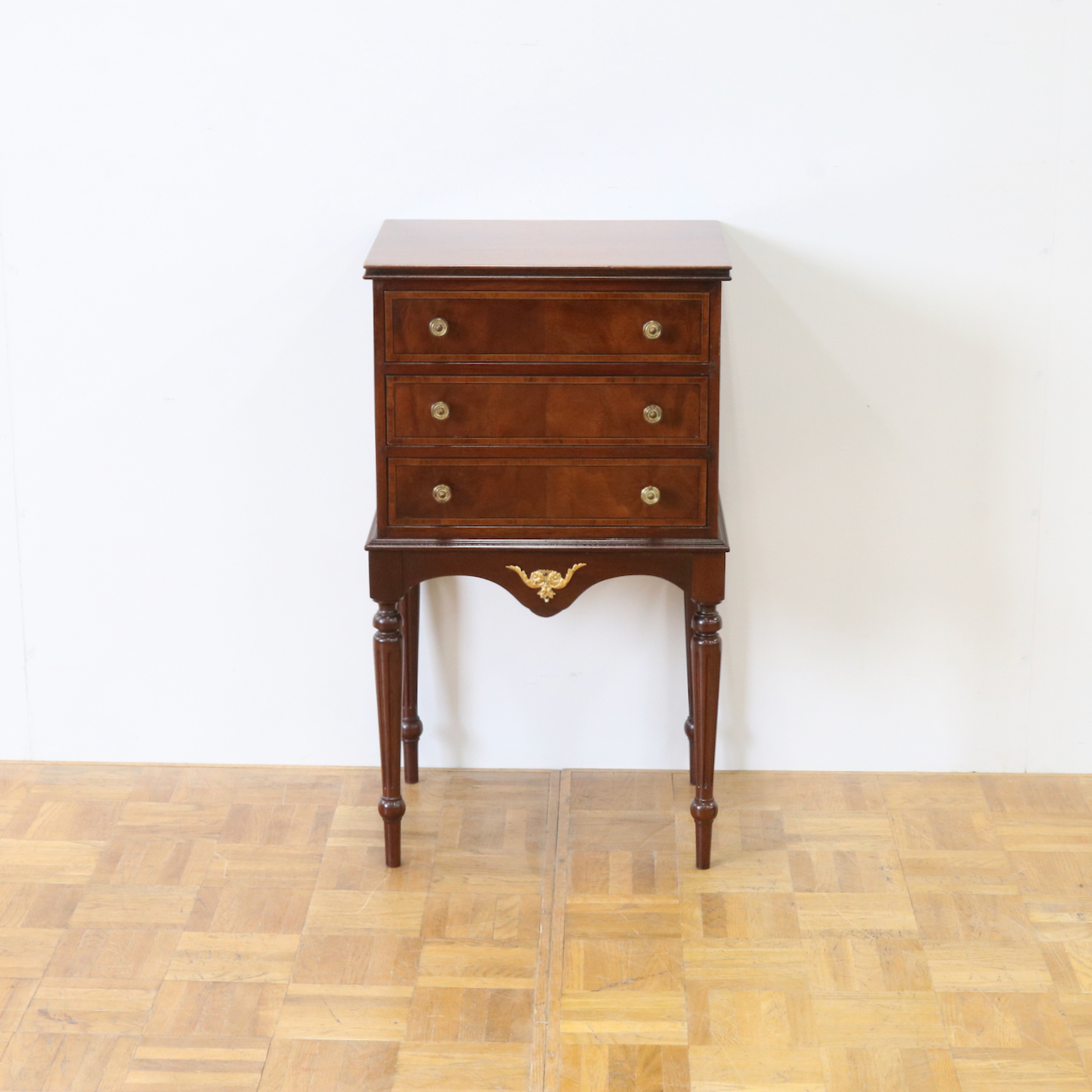 チェストオブドロワーズ