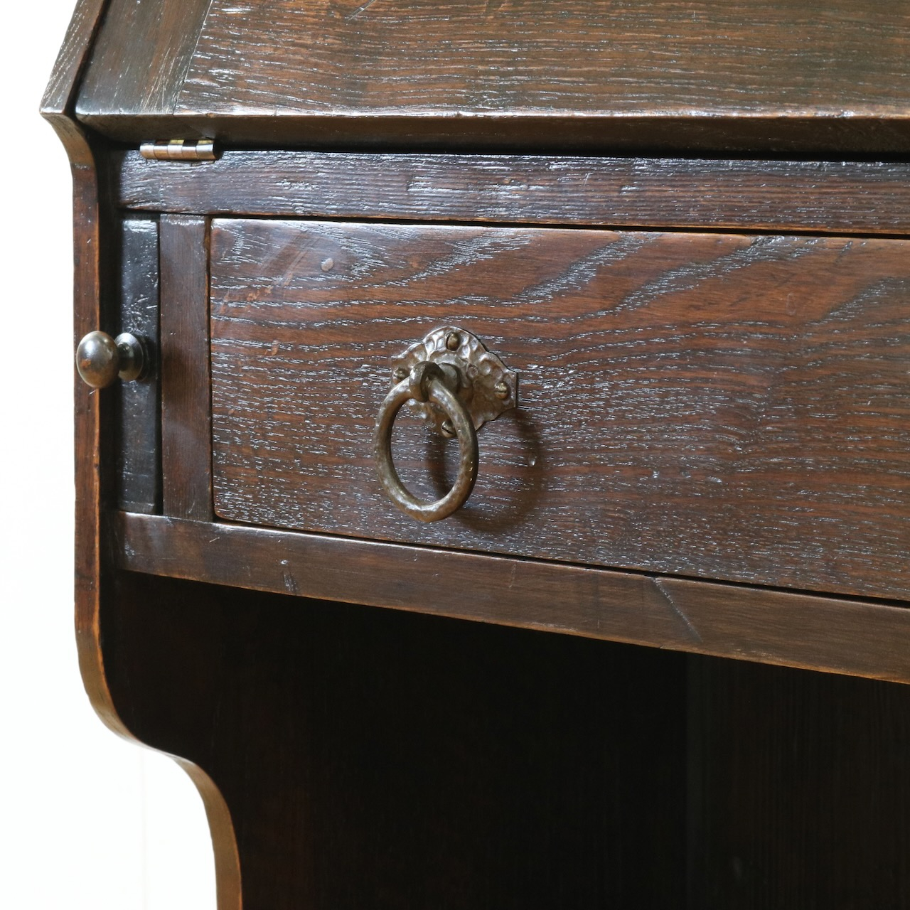 スチューデントビューロー