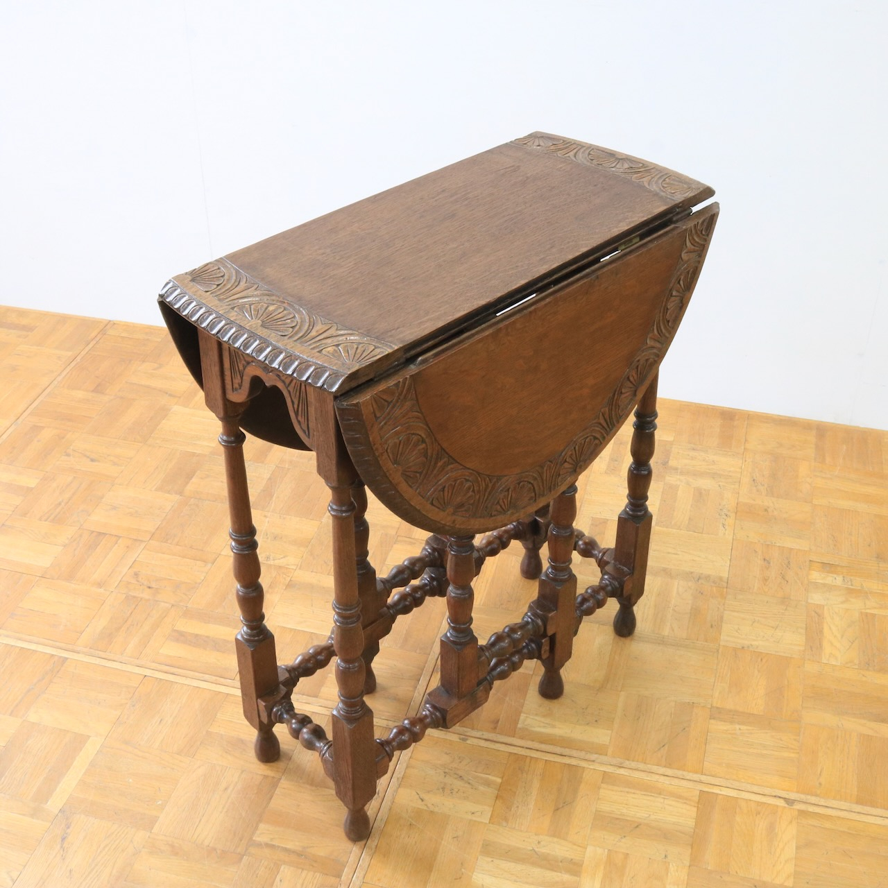 ゲートレッグテーブル