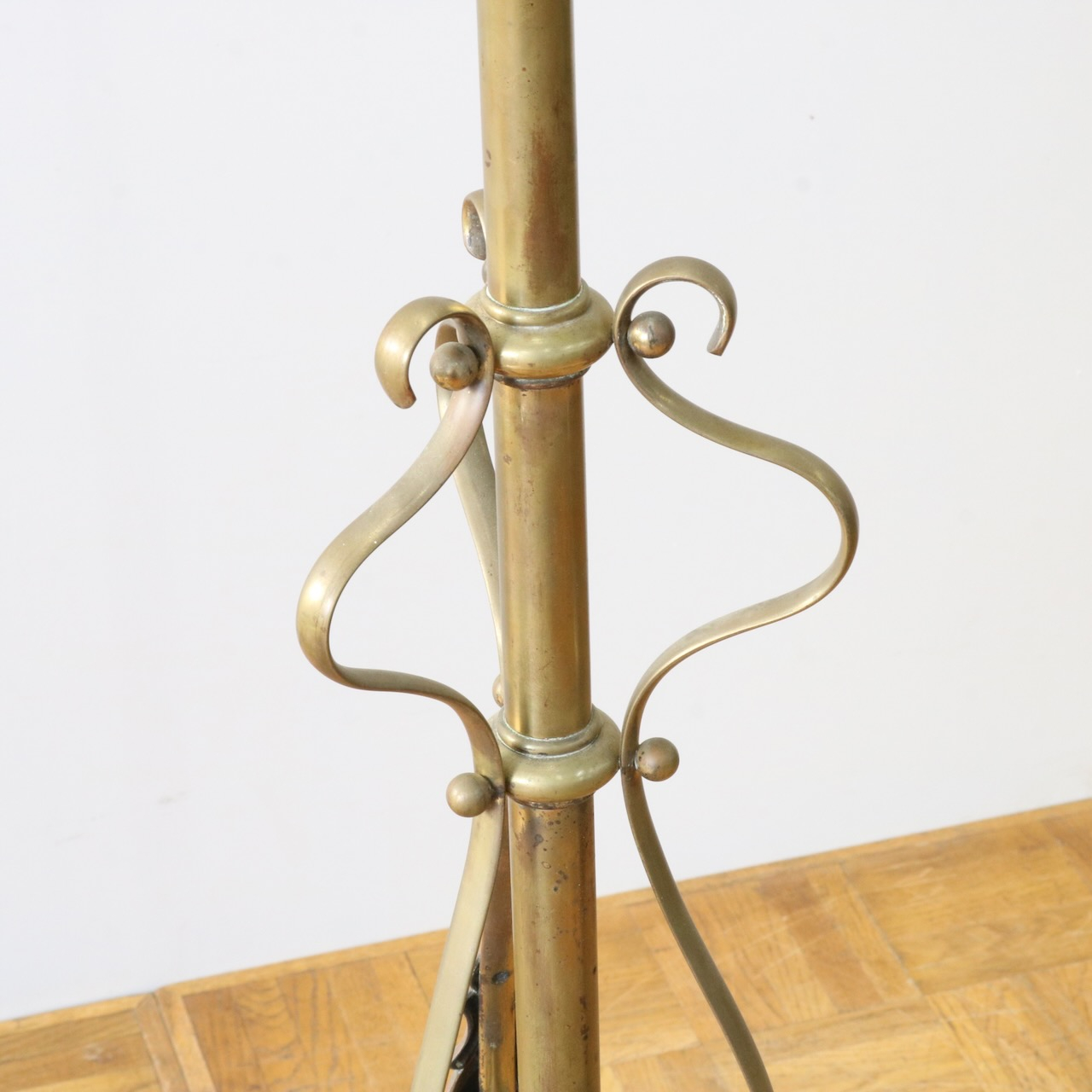 フロアスタンド