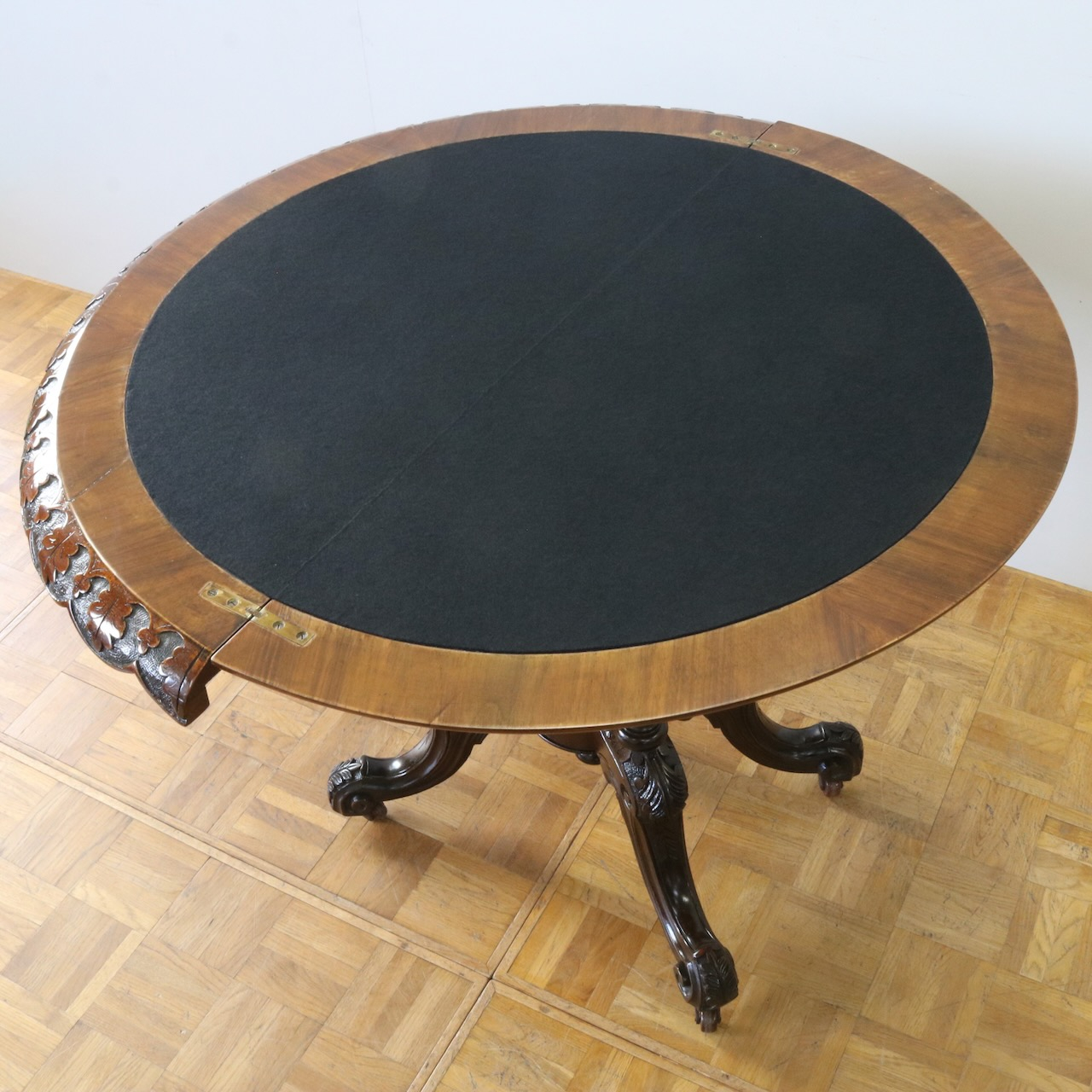 カードテーブル