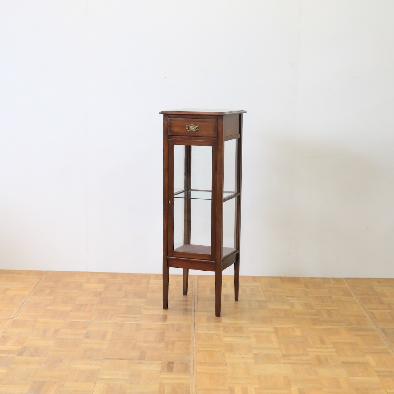 ショップキャビネット