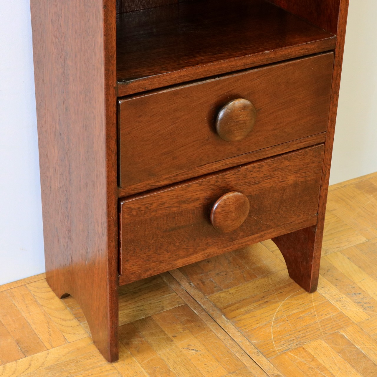 ブックシェルフ