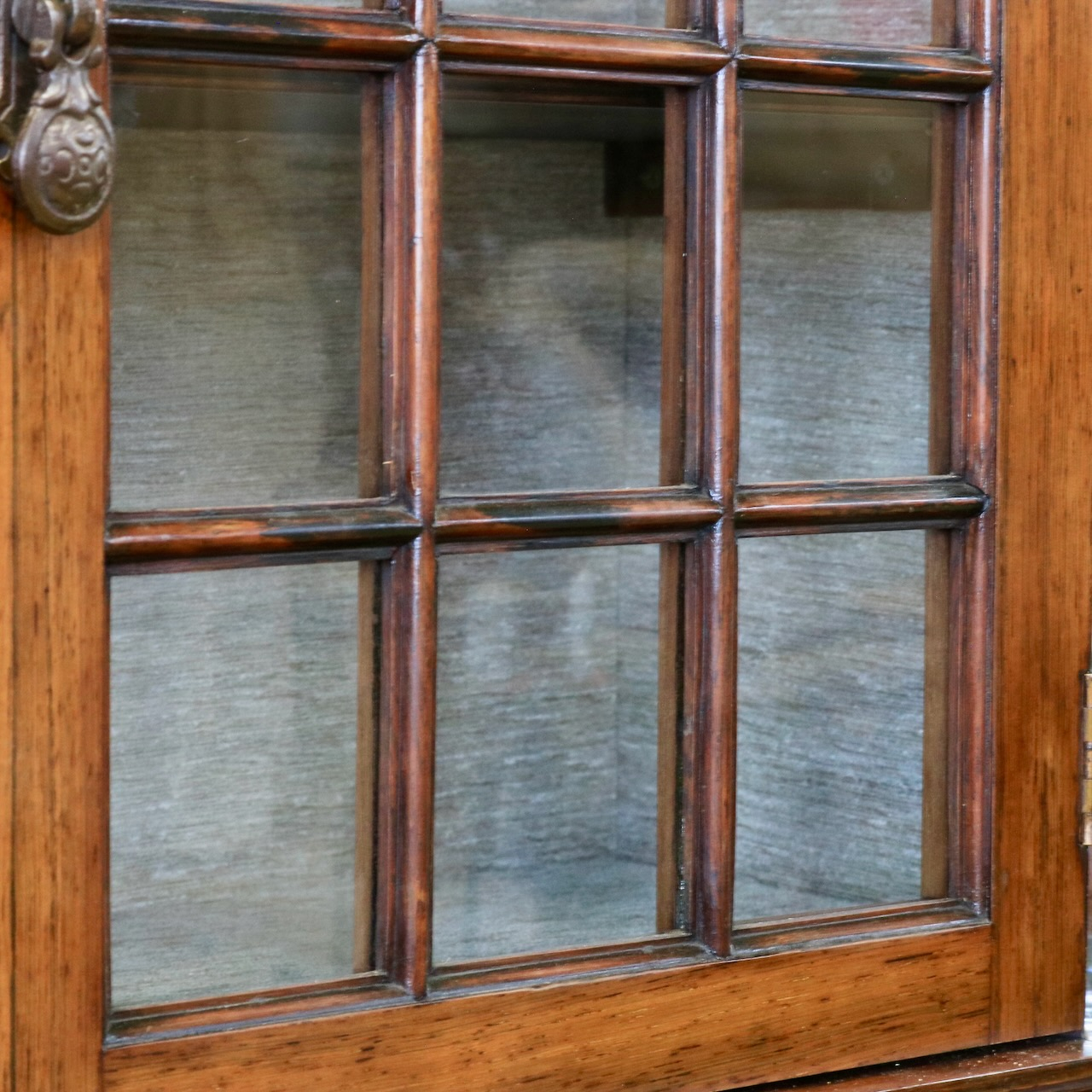 ミラーバックサイドボード