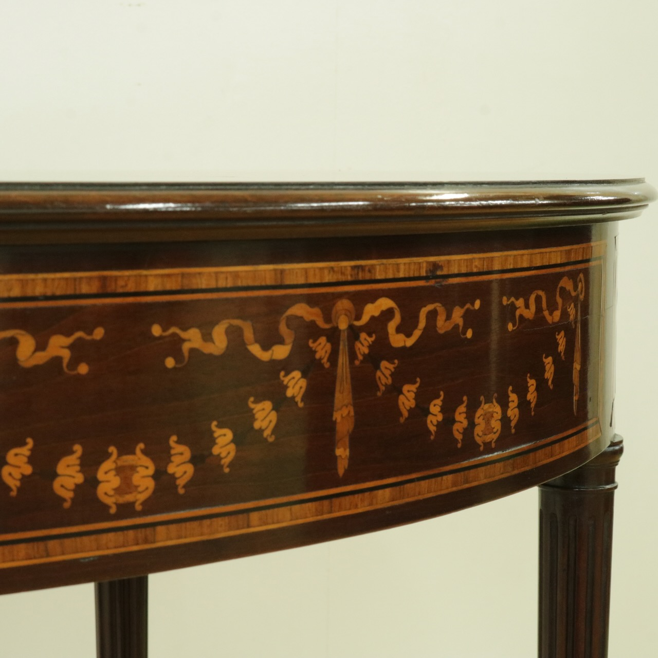 オケージョナルテーブル