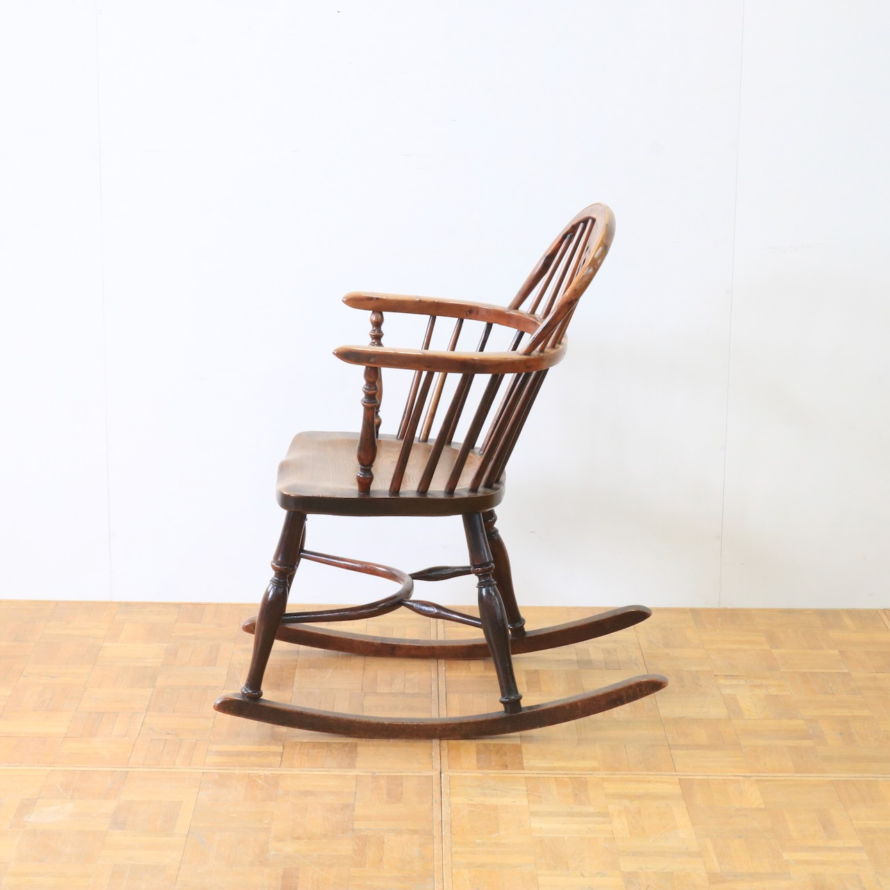 ロッキングチェアー