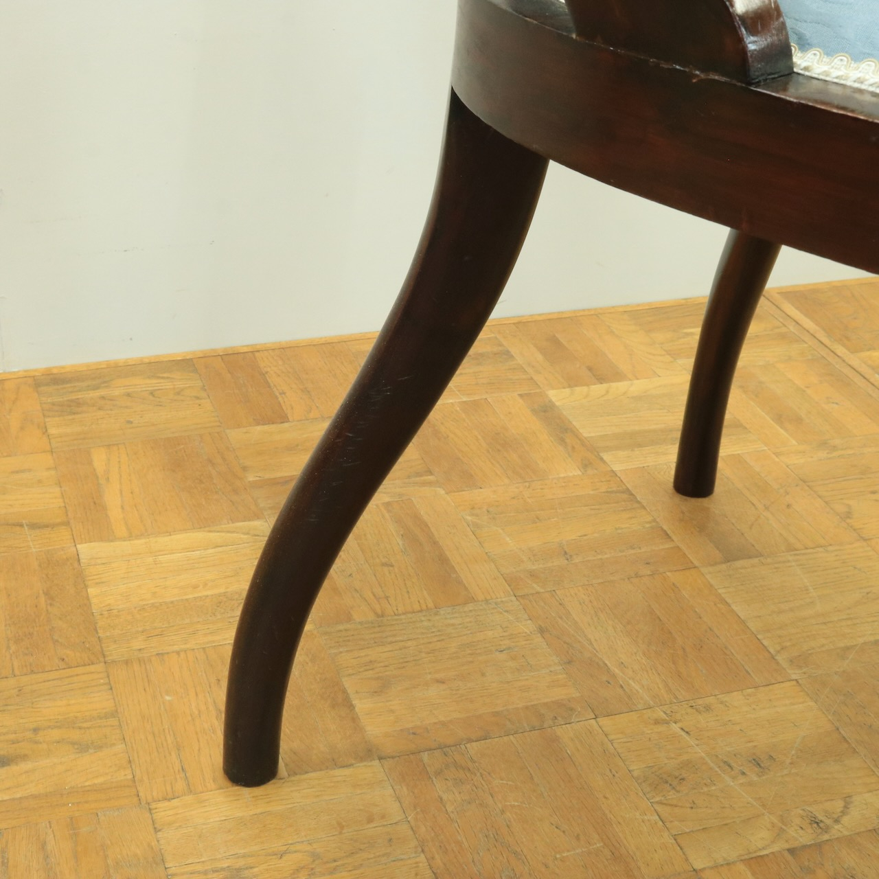 サイドチェアー