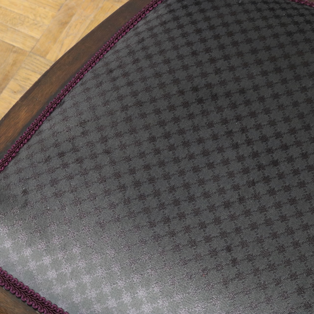 アームチェアー