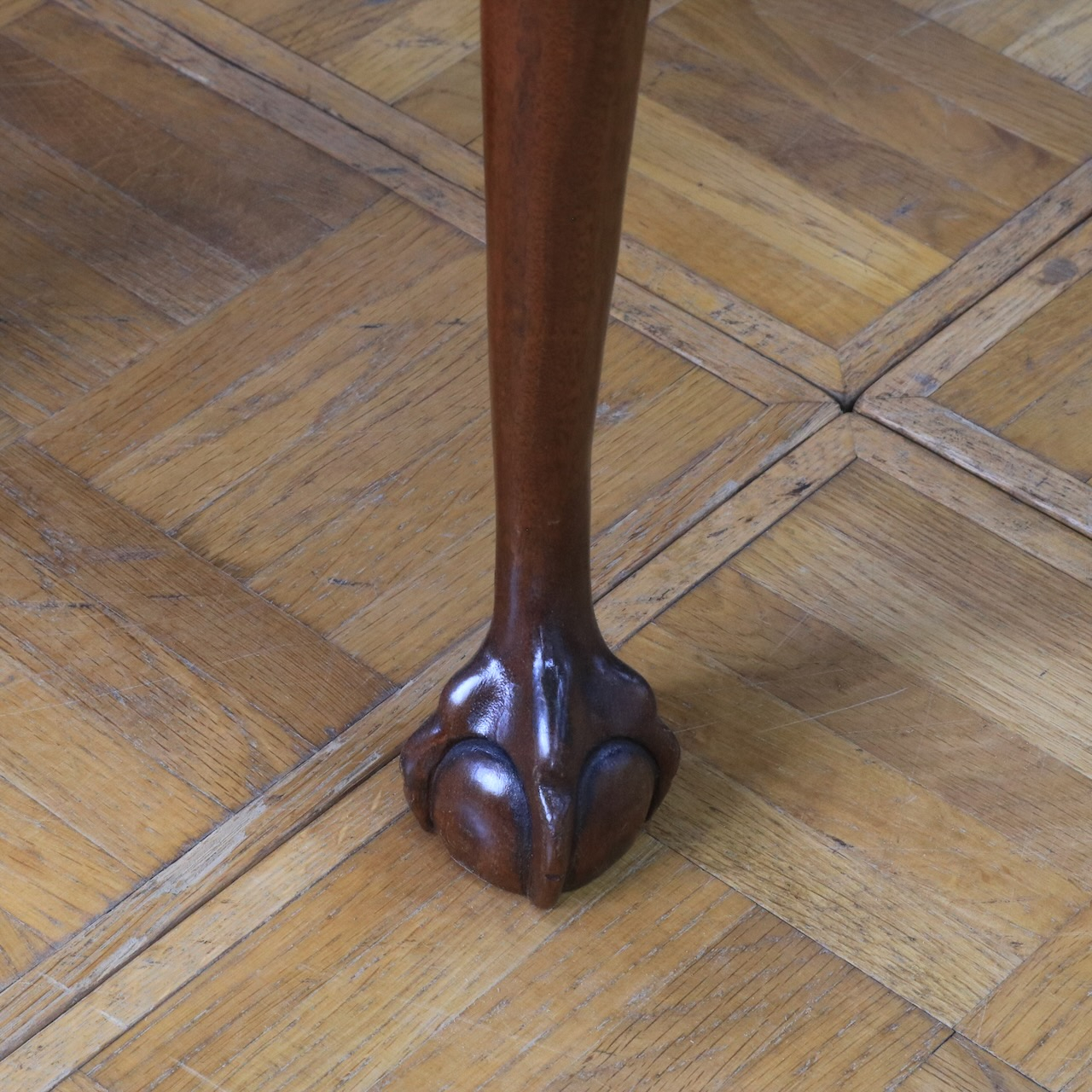 ネストテーブル