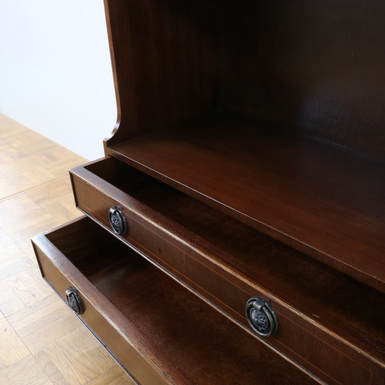 ブックシェルフ