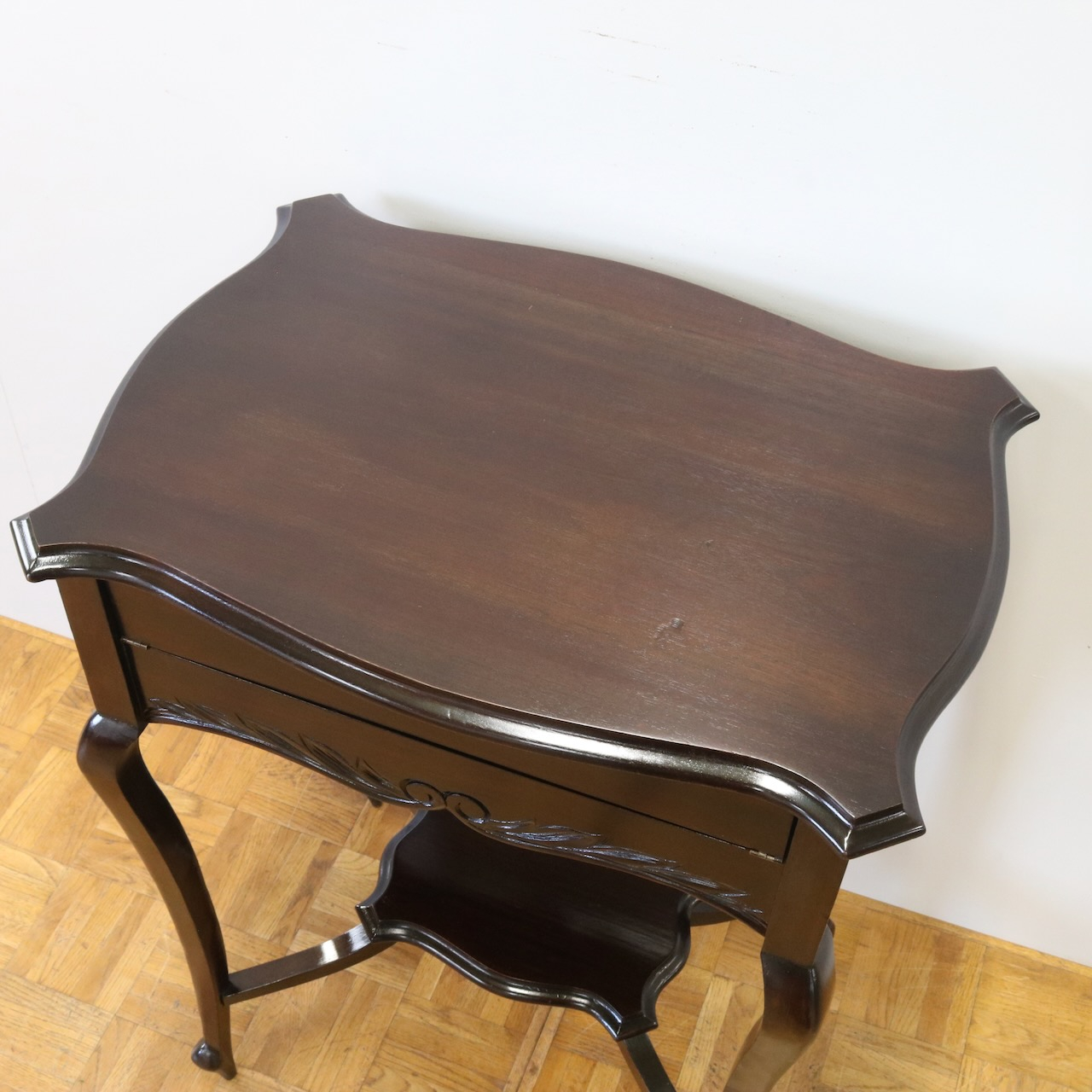 ライティングデスク