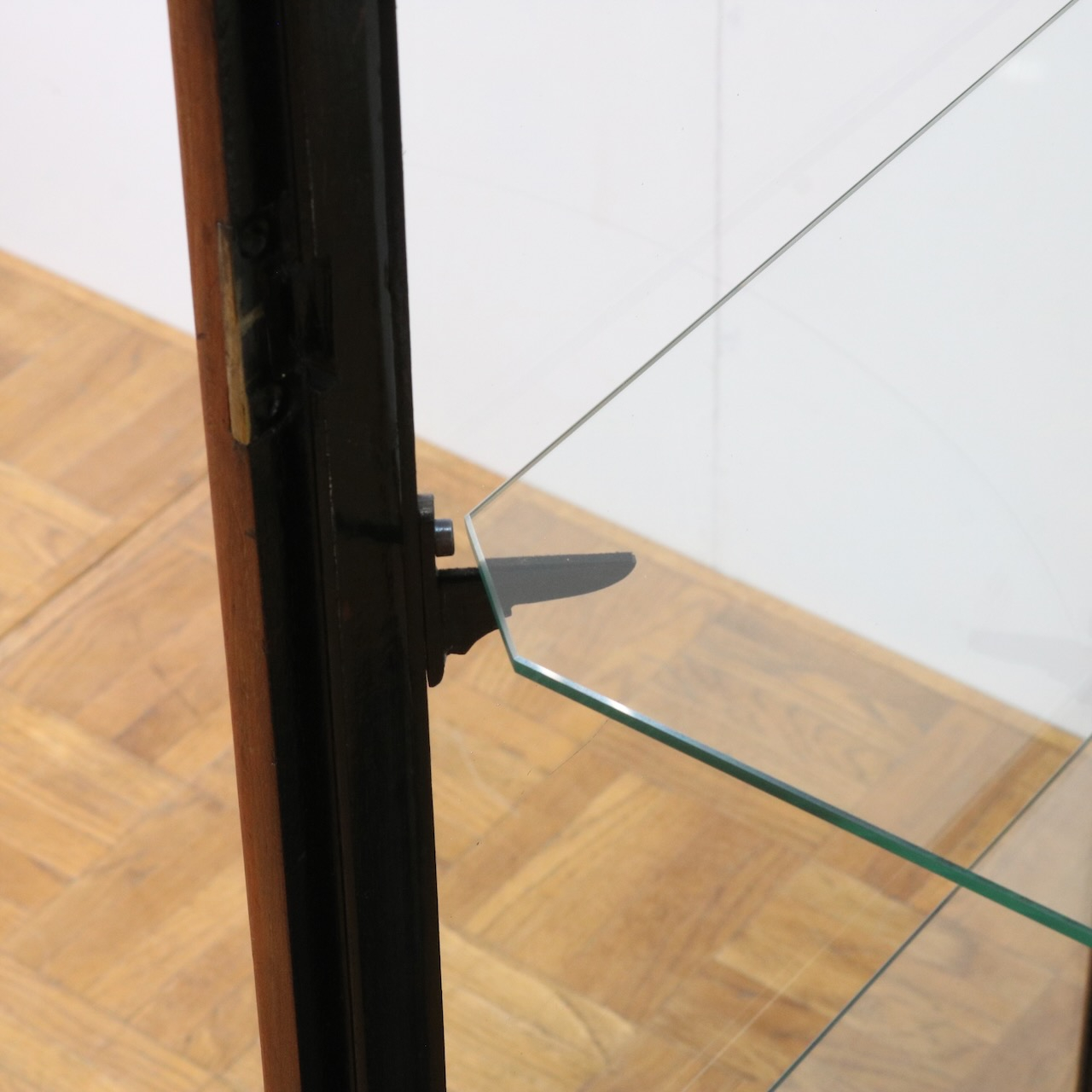 ショップキャビネット