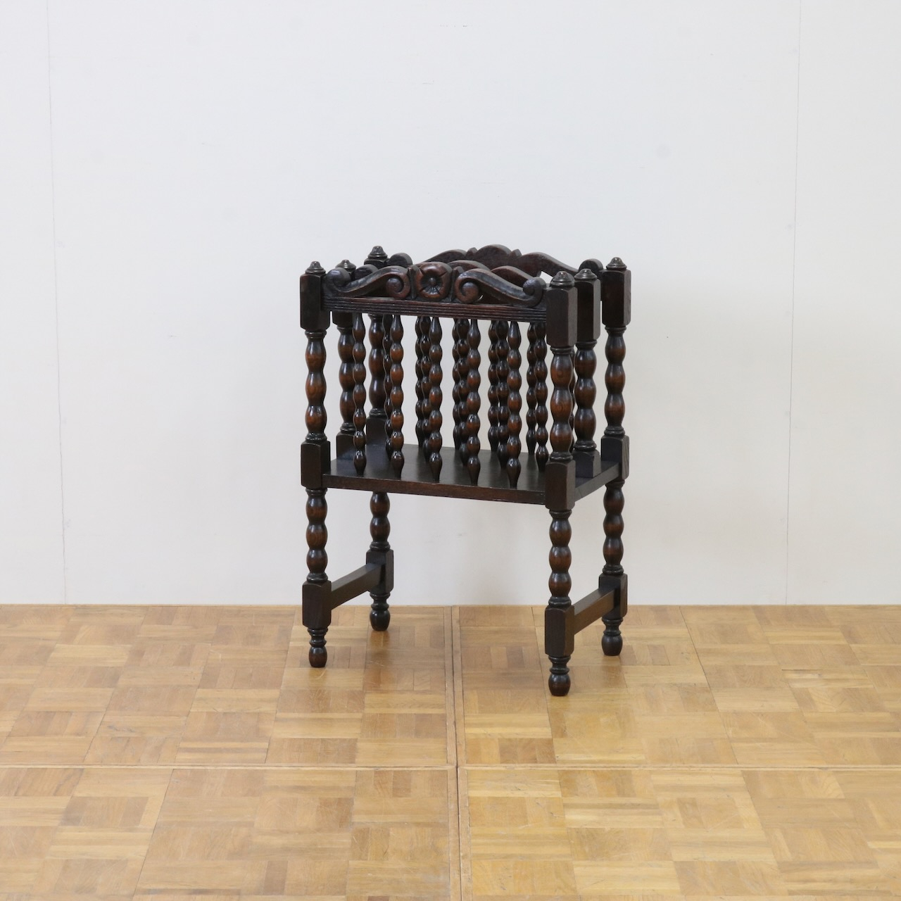 マガジンラック