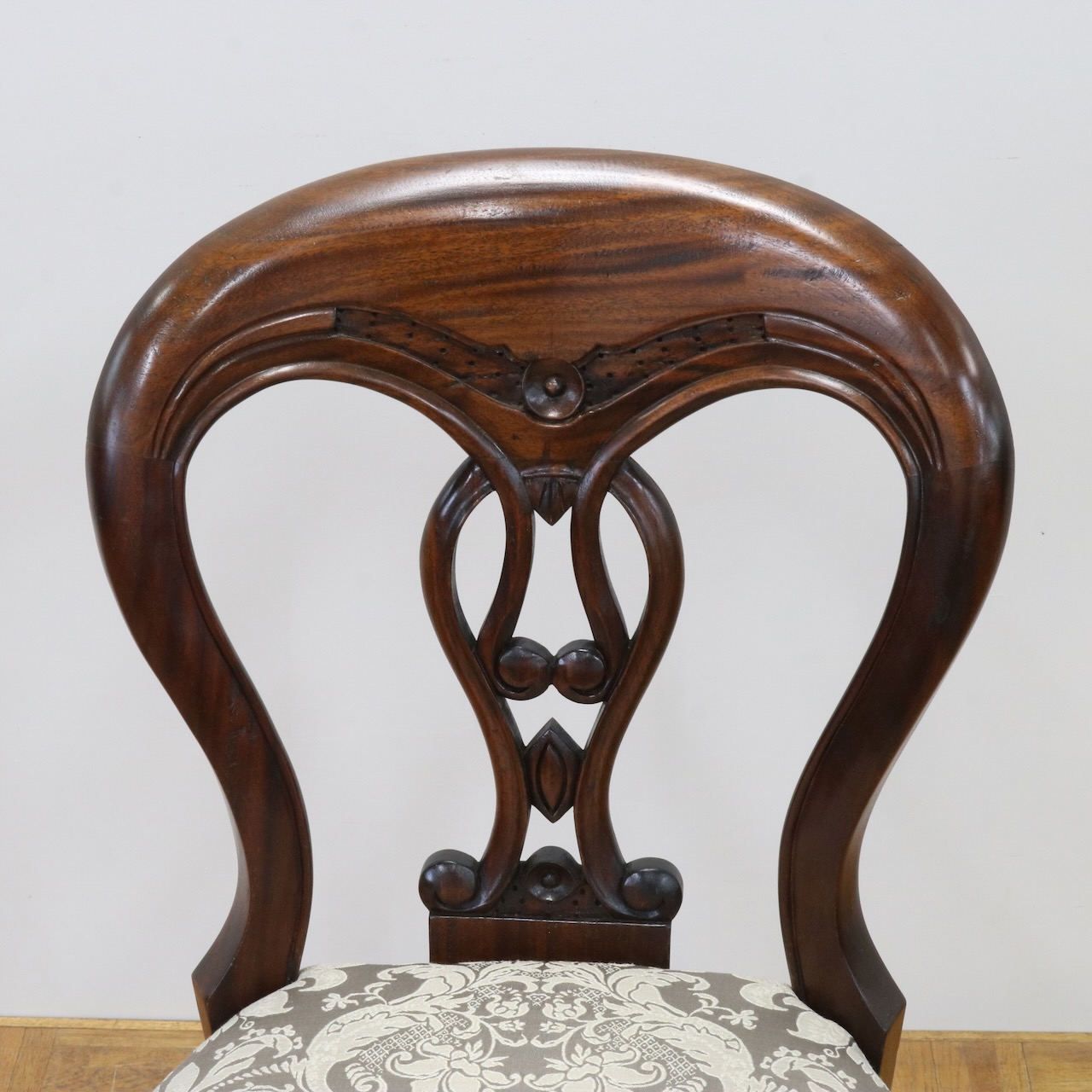 サイドチェアー