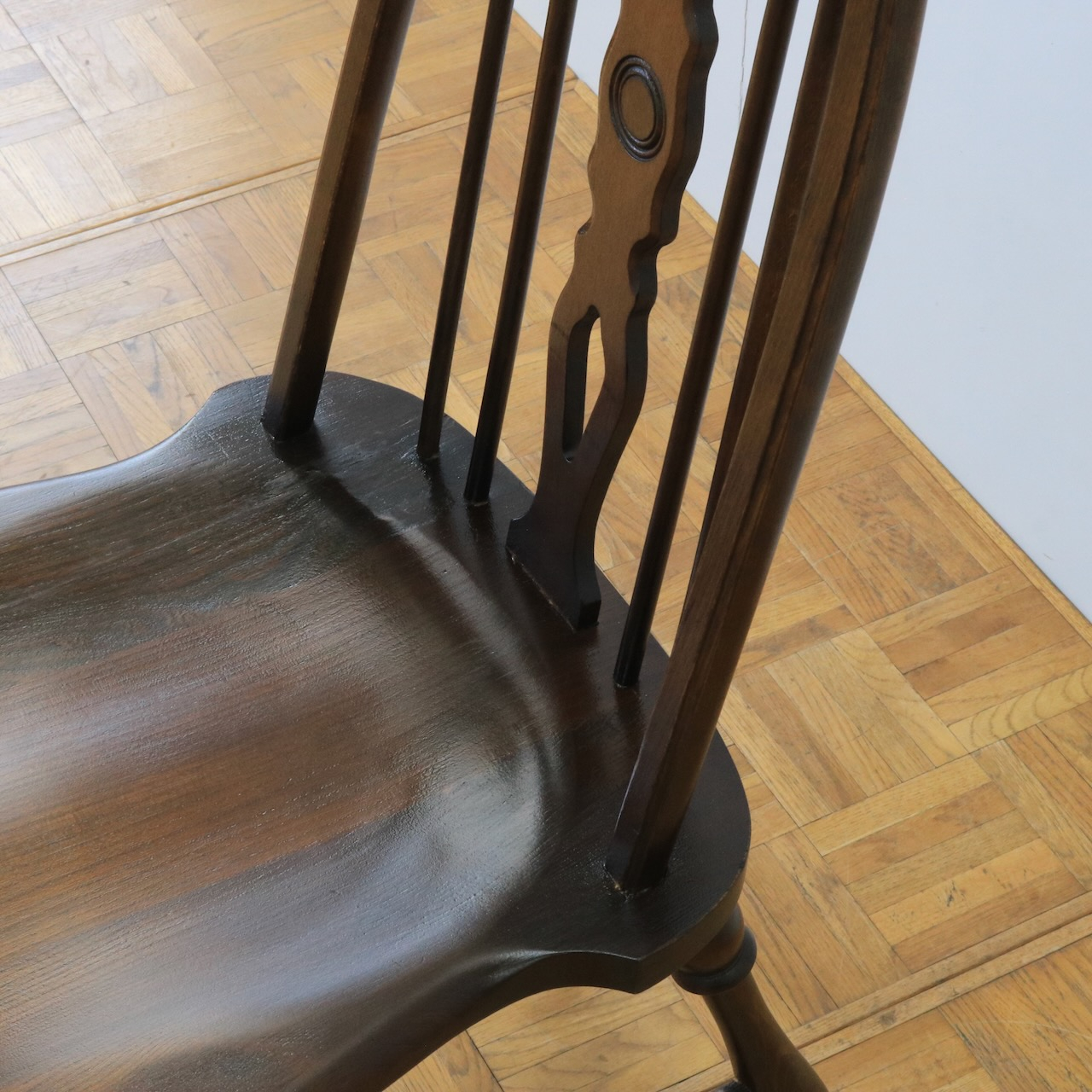 スピンドルチェアー