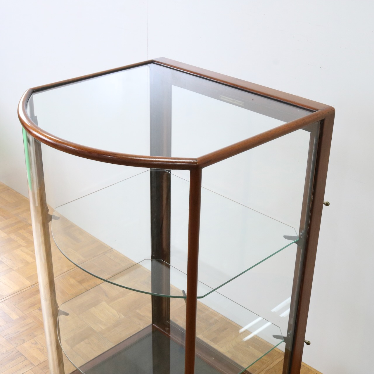 ショップキャビネット