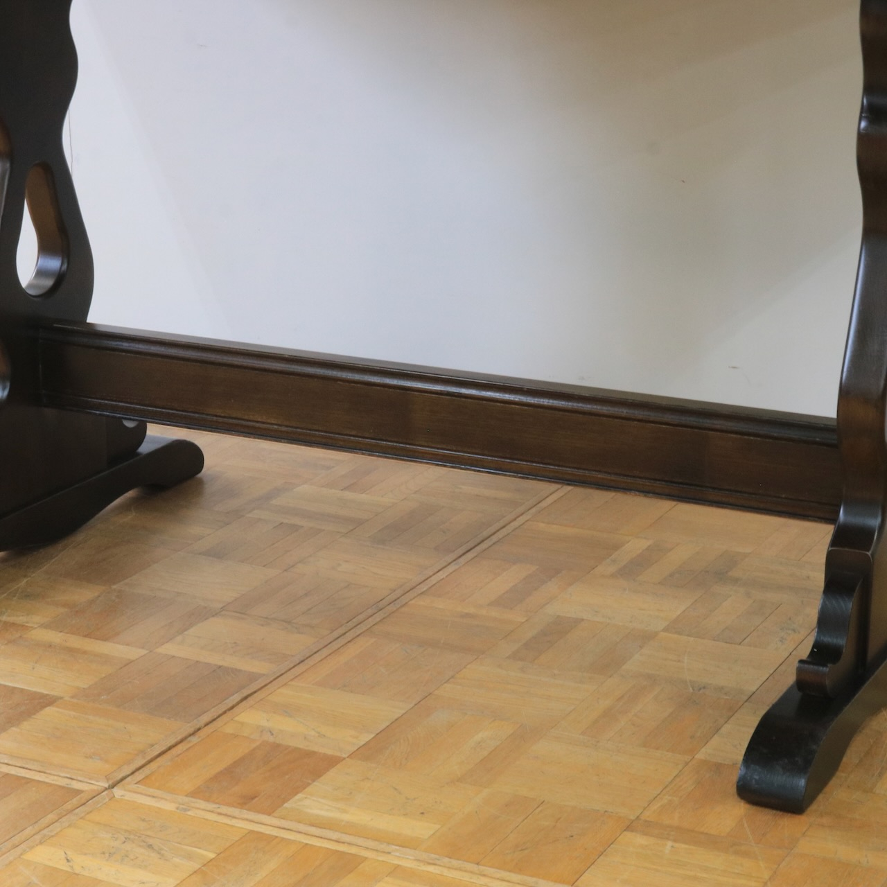 リフェクトリーテーブル