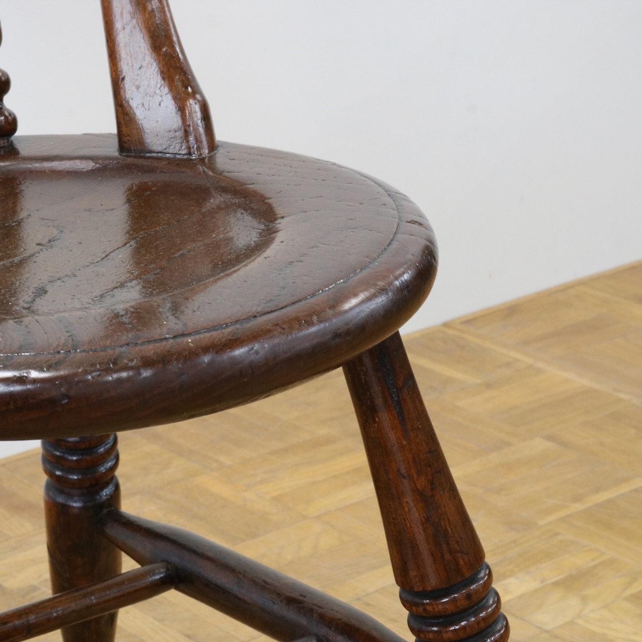 キッチンチェアー