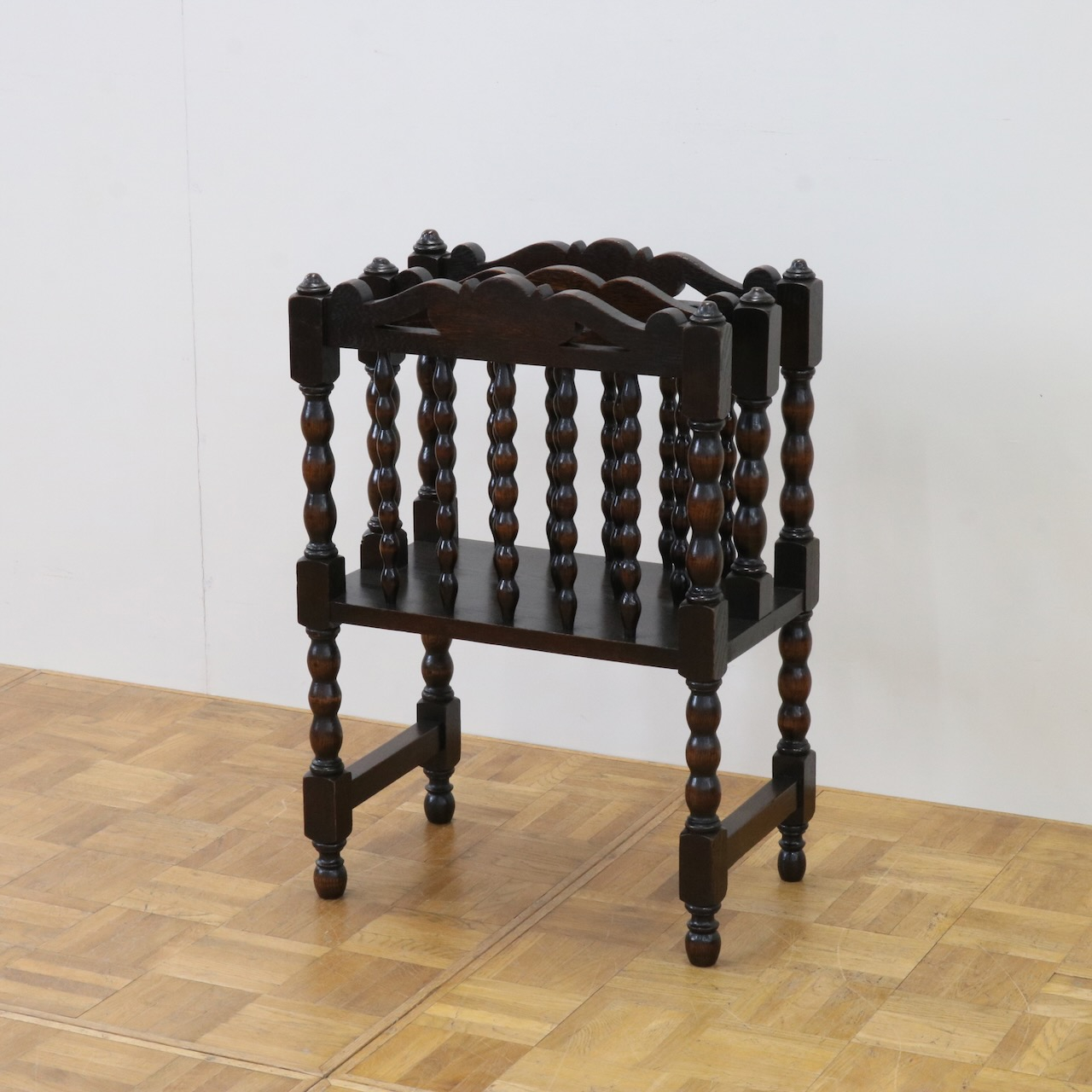 マガジンラック