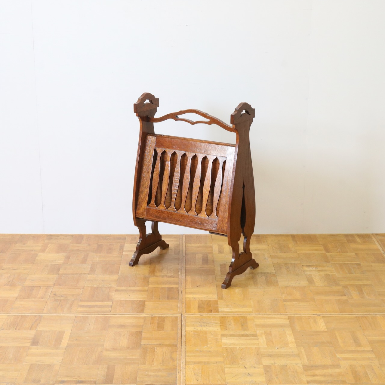 マガジンラック