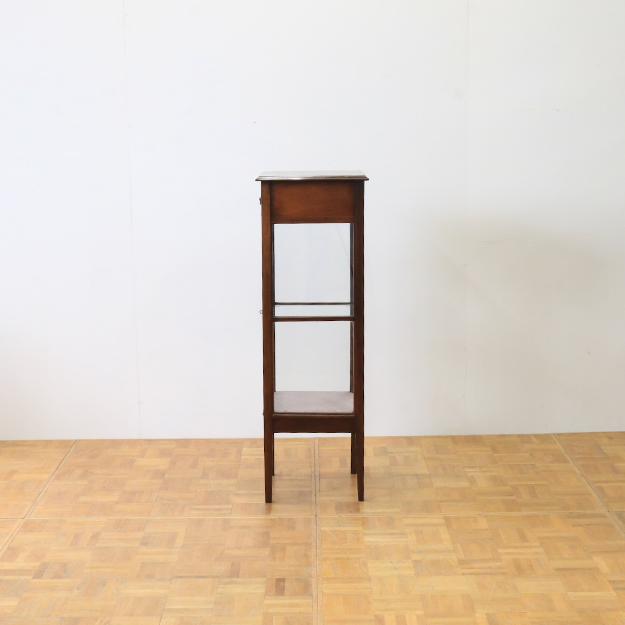 ショップキャビネット