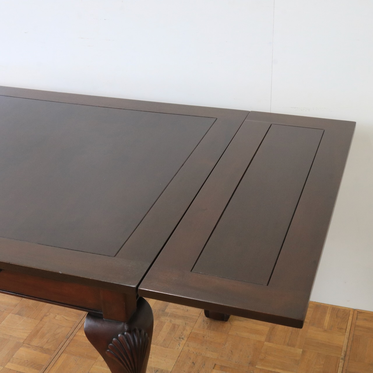 ドローリーフテーブル