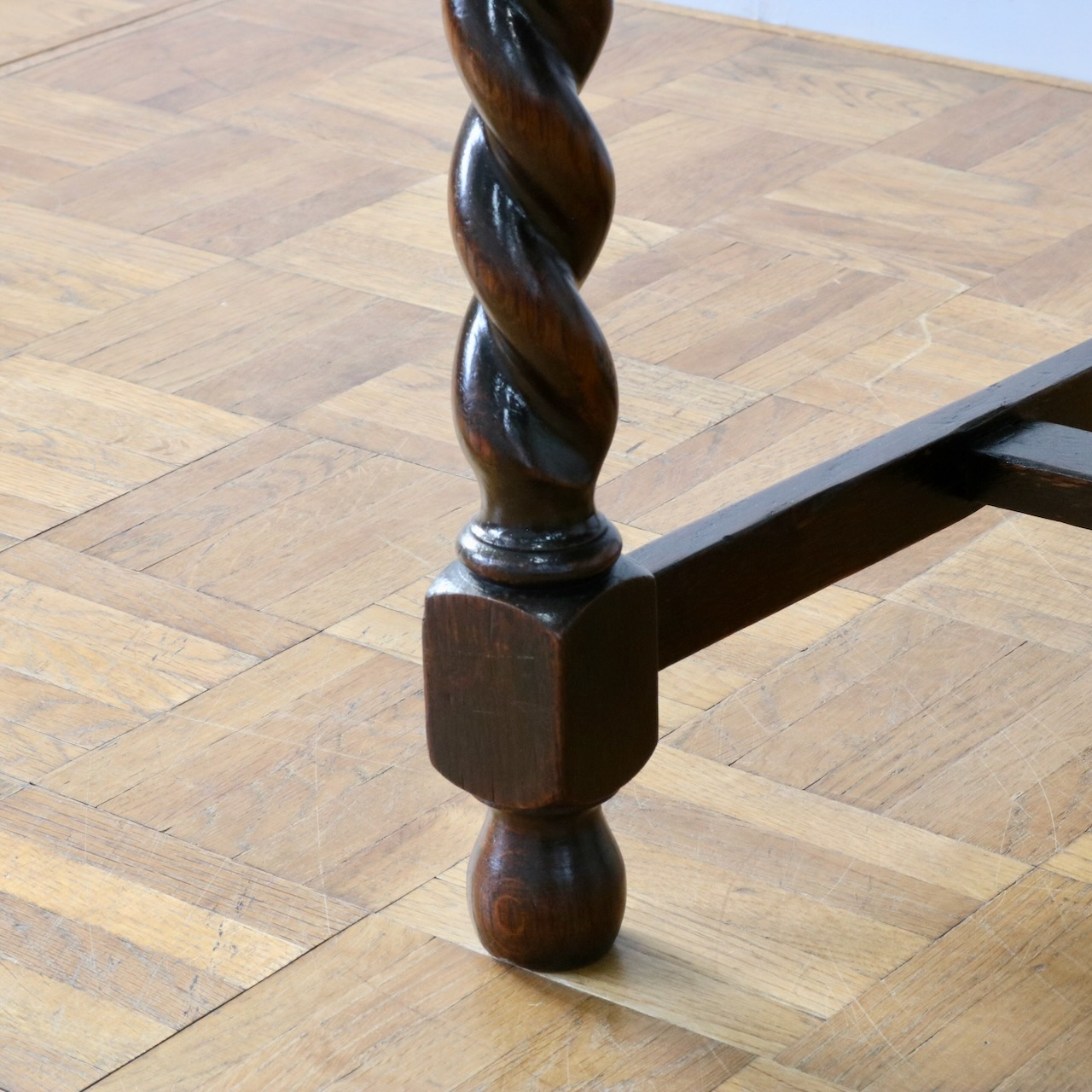 オークチェアー