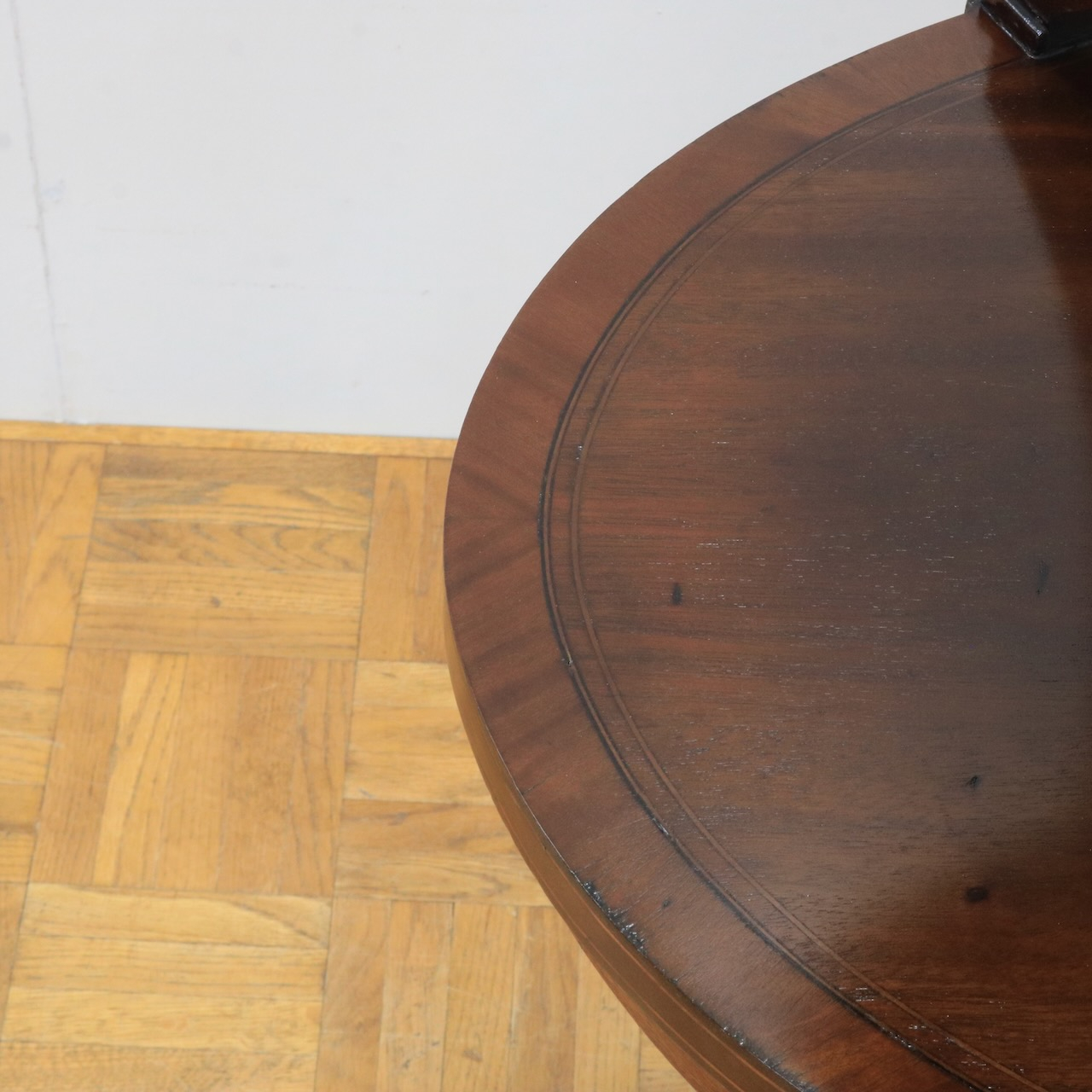 ダムウェイターテーブル