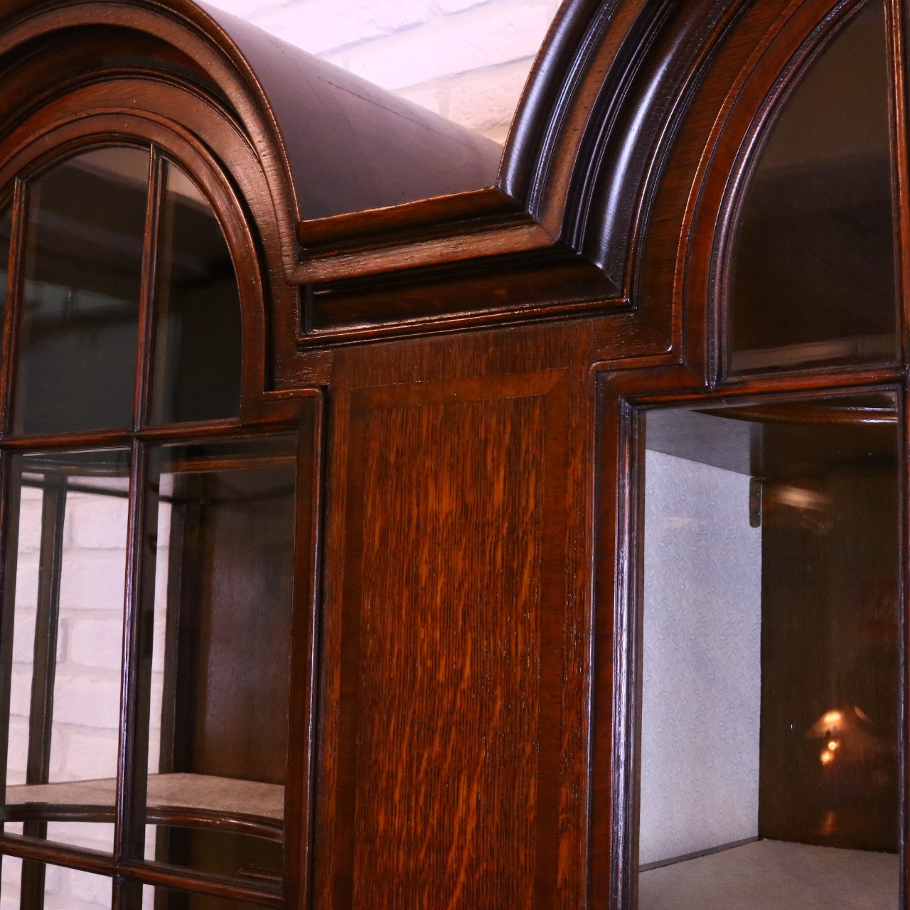 グラスキャビネット グラスキャビネット