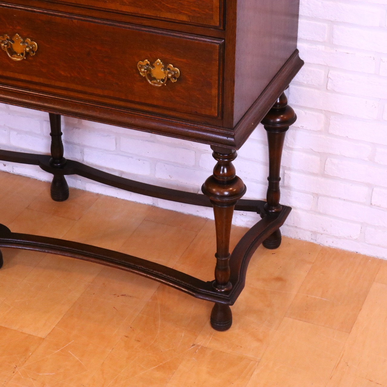 グラスキャビネット グラスキャビネット